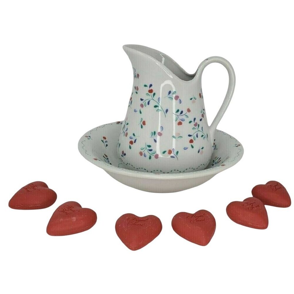 Vtg Germaine Monteil Porcelain Pitcher & Bowl 6 Royal Secret Cologne Soap Cakes